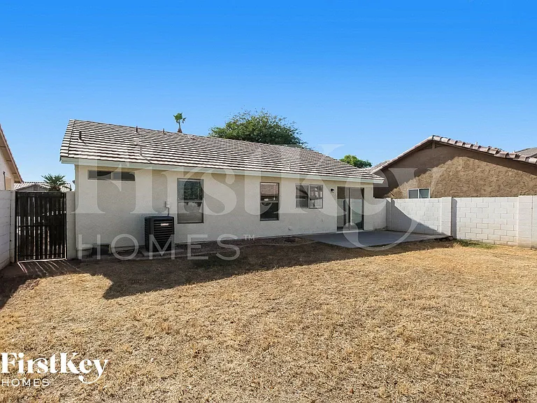 2290 E Nunneley Ct — Photo 15