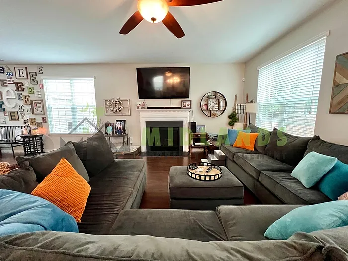 612 Calypso Ct — Photo 6