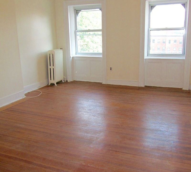 1st image of 15 Greene Ave APT 3R