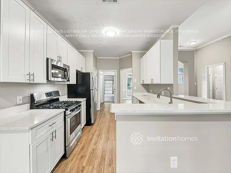 4221 Lehigh Blvd — Photo 8