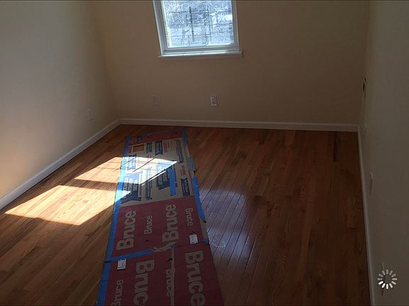 3rd image of 165-26 Clinton Ter #2