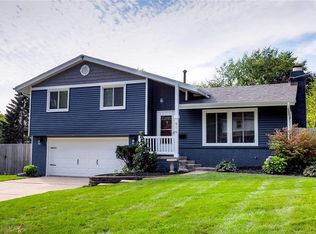 916 32nd St, West Des Moines, IA 50265