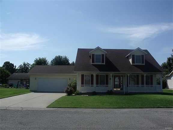 2nd image of 1130 Hackberry Dr