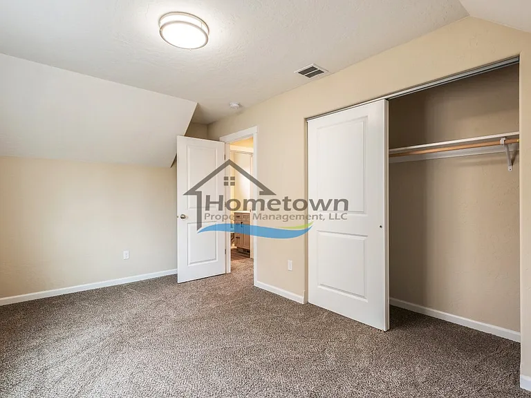 705 E Alaina Ave — Photo 24