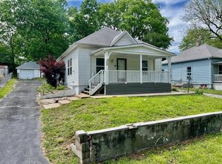 568 S Overton Ave, Independence, MO 64053
