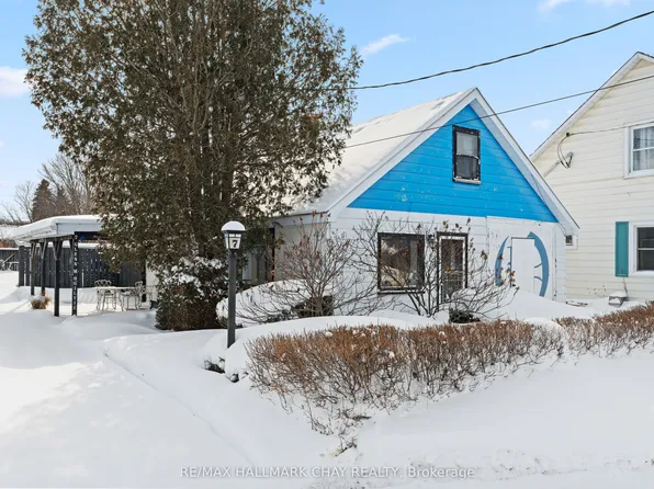 7 Caroline St E, Clearview, ON L0M 1G0