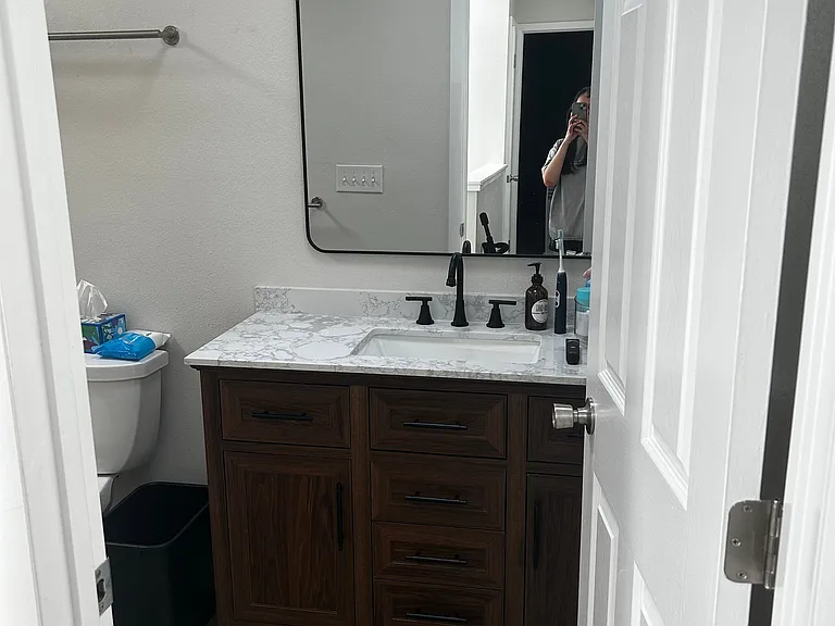 1219 S Yosemite Way — Photo 1