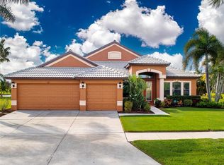 313 Cockle Shell Loop, Apollo Beach, FL 33572