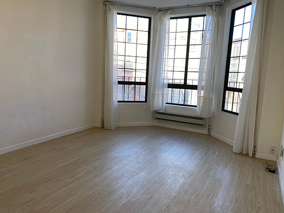 3rd image of 573 37th Ave APT 2