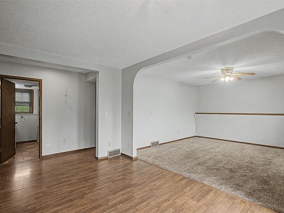 4th image of 4740 NE 78th Ave