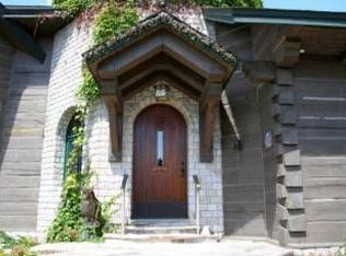 6505 Schomberg Rd, Traverse City, MI 49621