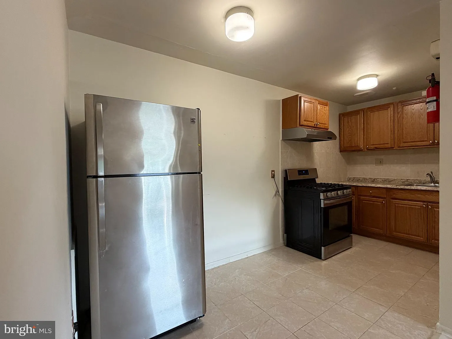 2 bed, $1,350 — Photo 1