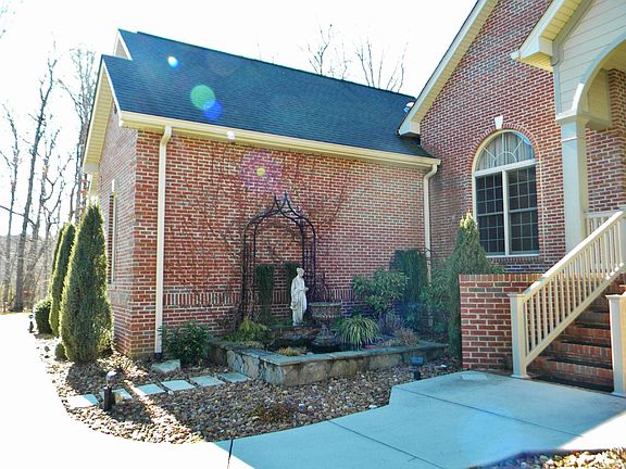 4-Additional Front Entryway View