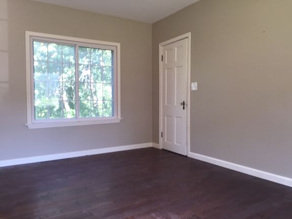 2nd image of 211 Ambergate Rd