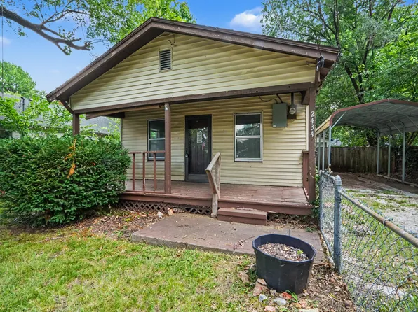 2434 N Pickwick Avenue, Springfield, MO 65803