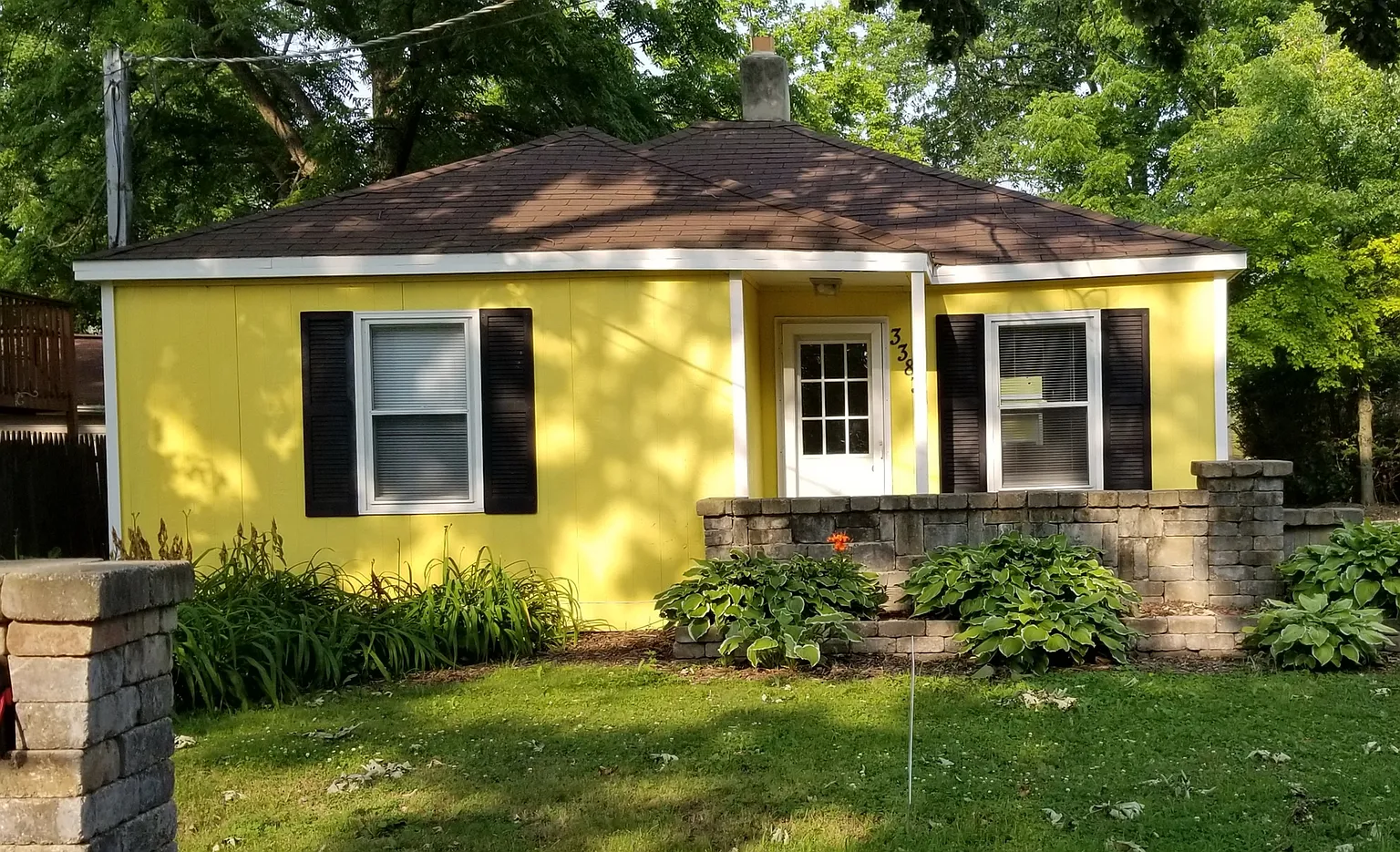 33835 N Oak St photo 1