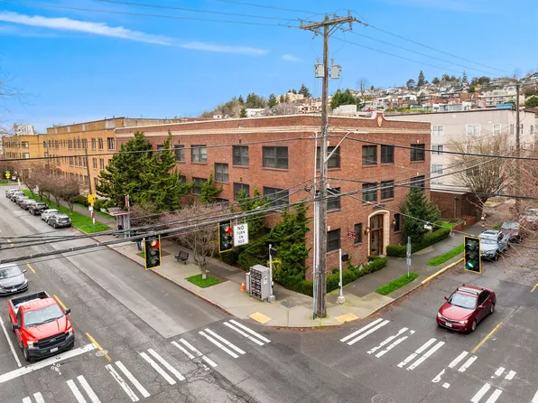 Regan Lee, 603 3rd Ave W APT 304, Seattle, WA 98119