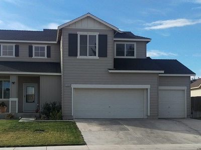 2035 Rawles Dr, Fernley, NV, 89408