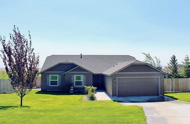 1st image of 4803 Bragueta Ct