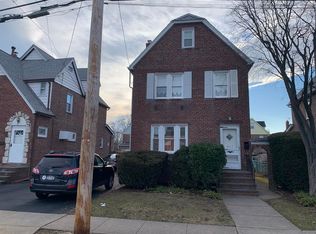 605 Marcellus Rd, Williston Park, NY 11596