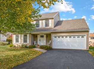 889 Westfield Crse, Geneva, IL 60134