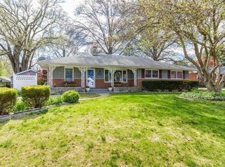 1721 Elm St, Saint Charles, MO 63301