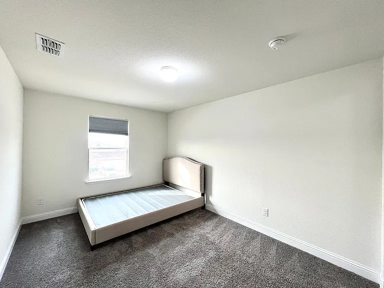 644 Fox View Dr — Photo 33