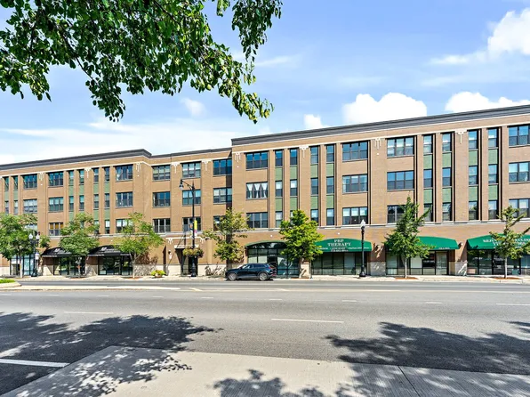 2510 W Irving Park Rd Unit 303, Chicago, IL 60618