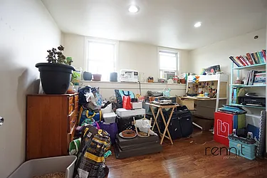 Rented by Rennit Inc.