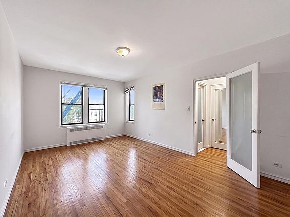 4th image of 17040 Highland Ave APT 304