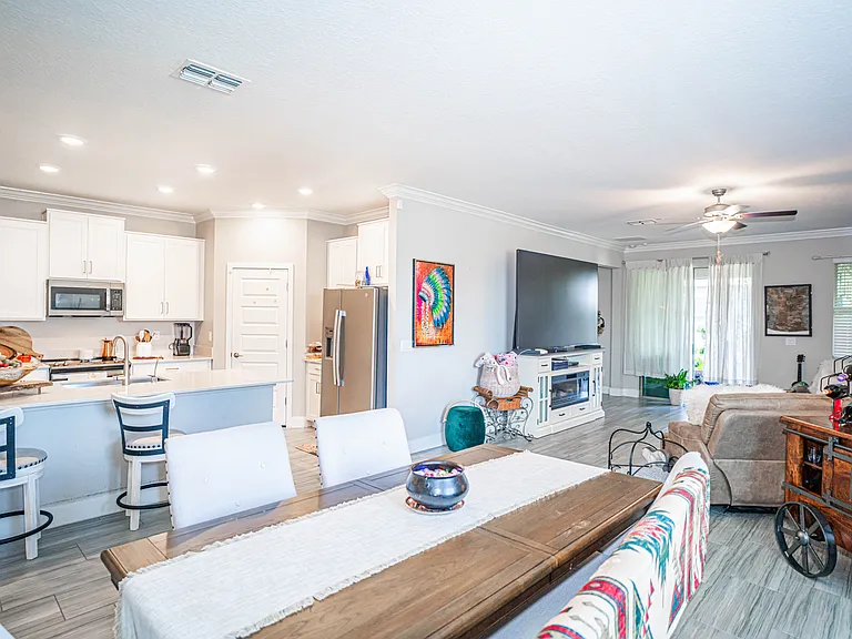 9882 Campanula Ct — Photo 12