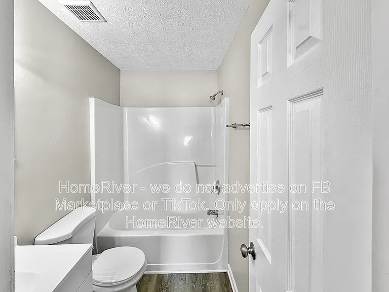178 Marsh Glen Dr — Photo 17