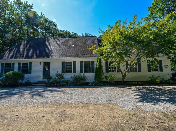 16 Dragonfly Lane, Kennebunkport, ME 04046