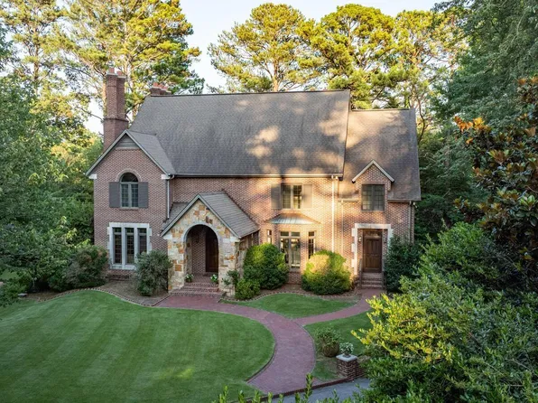 3895 Lockerbie Dr, Birmingham, AL 35223