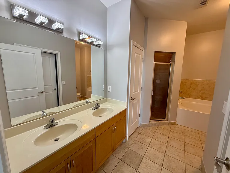 870 Mayson Turner Rd NW #1421 — Photo 6