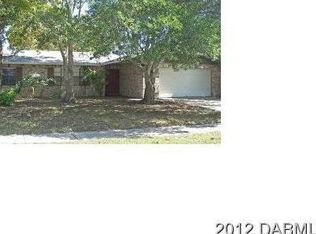 1672 E Paradise Ln, Daytona Beach, FL 32119