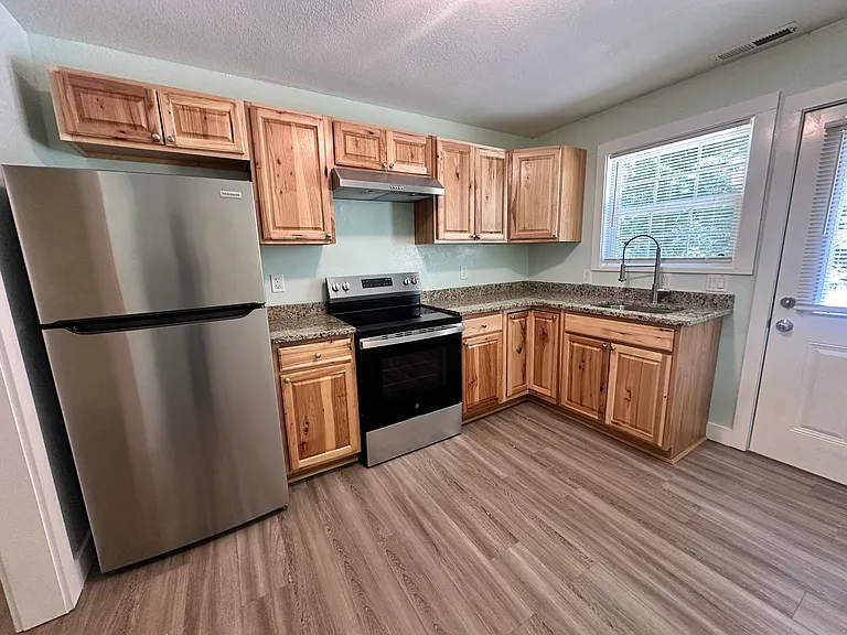 360 Wilson St #2 — Photo 6