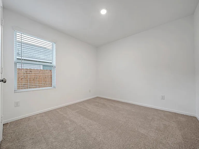 25625 Rose Creek Dr — Photo 22