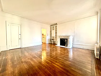 Rented by Addison Property Group