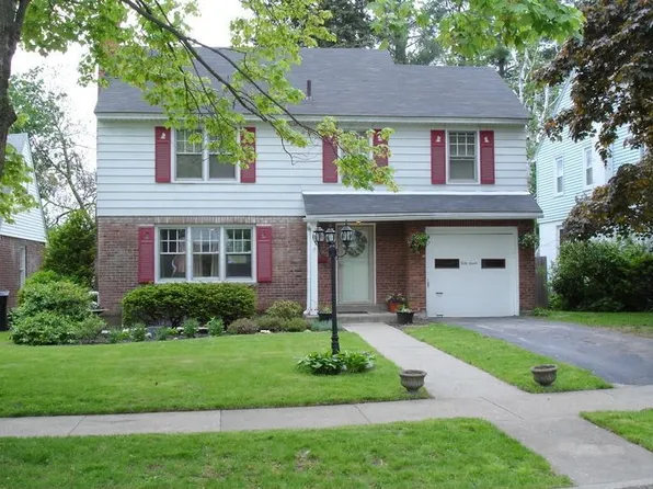 47 Pointview Dr, Troy, NY 12180