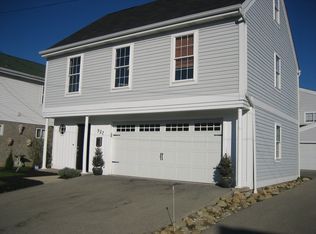 927 Riverside Dr, Beaver, PA 15009