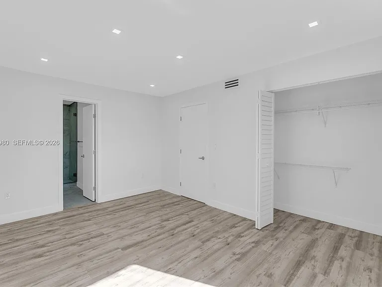 7925 Carlyle Ave #402 — Photo 9
