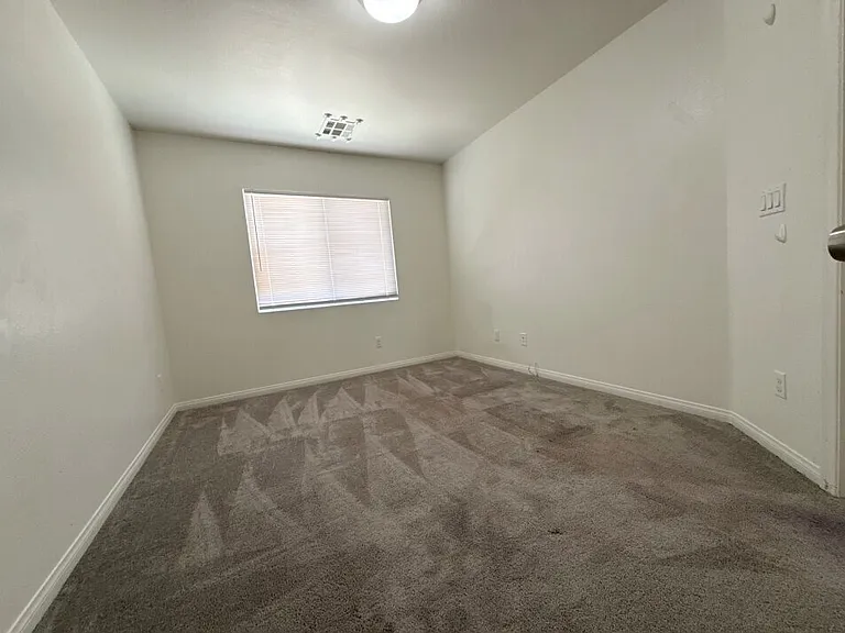 6356 Tomahawk Mill Ct — Photo 12