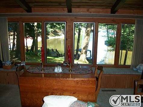 DINING AREA WITH GREAT VIEWS