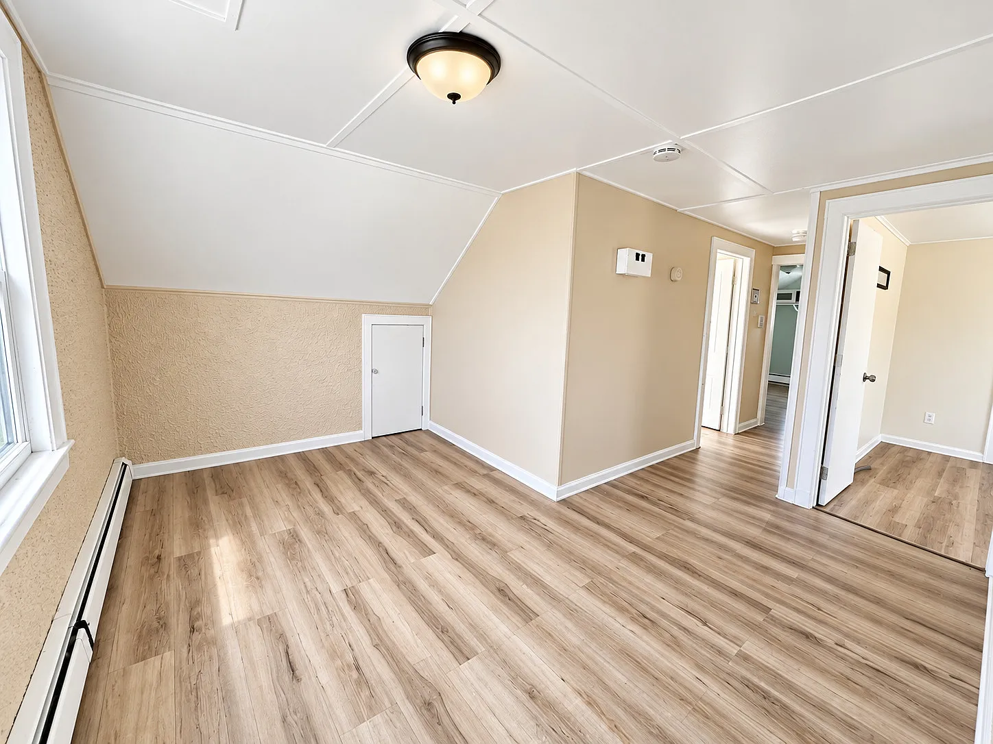 2 bed, $2,100 — Photo 1