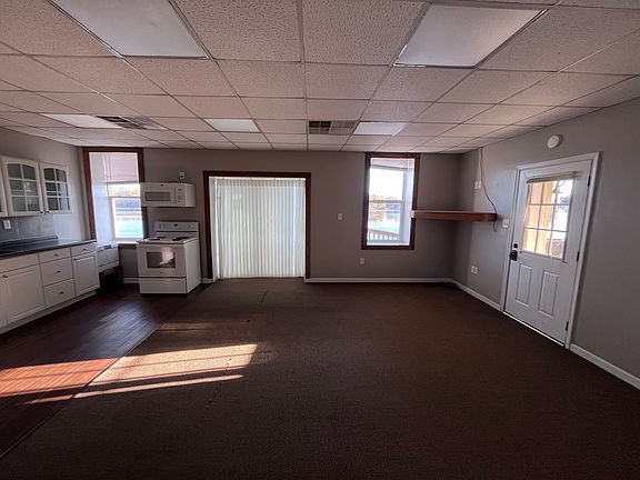 4th image of 329 S Front St Floor 1