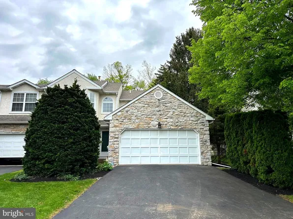 1853 Hood Ln, Maple Glen, PA 19002