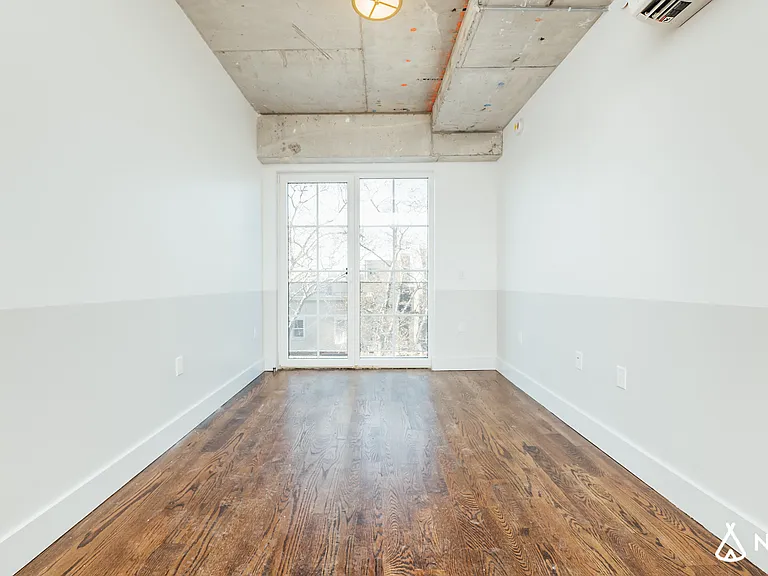 31-19 37th Ave #4B — Photo 7