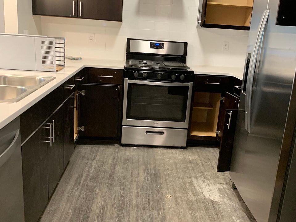 Creekview Luxury Apartments 9150 Transit Rd East Amherst NY Zillow