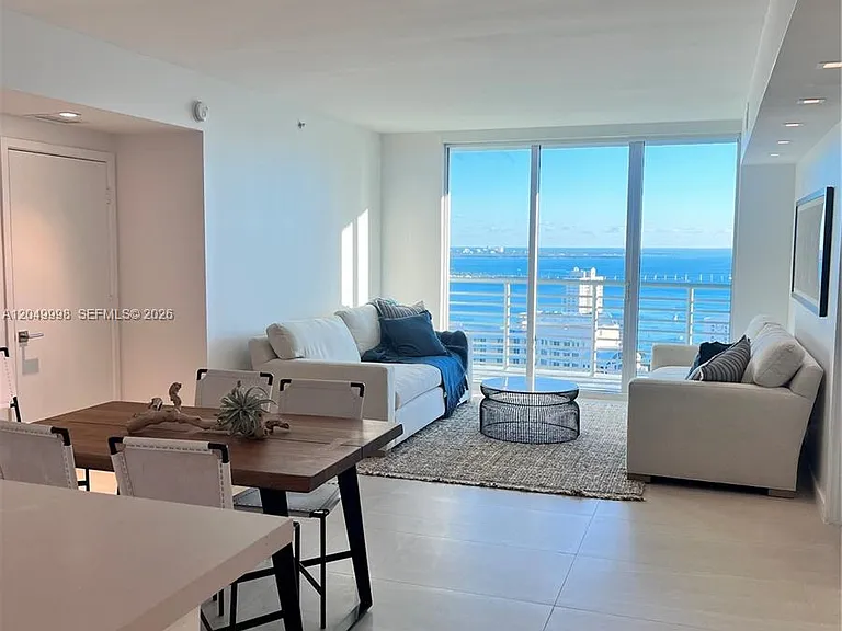 335 Biscayne Blvd #4207 — Photo 9